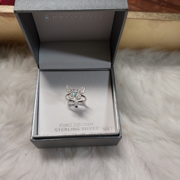 Primrose  Ring - Picture 2 of 4